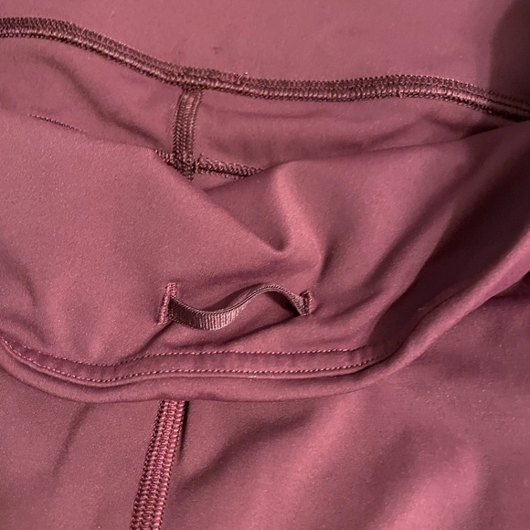 Lululemon Fast and Free Biker shorts 10” size 8 - Picture 7 of 9